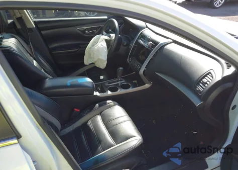 2014 Nissan Altima 2.5 S из США, поврежденный, VIN 1N4AL3AP1EC291855